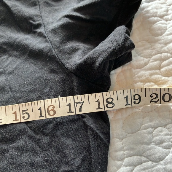 Women's Levi's Logo perfect Black tee - Picture 6 of 7